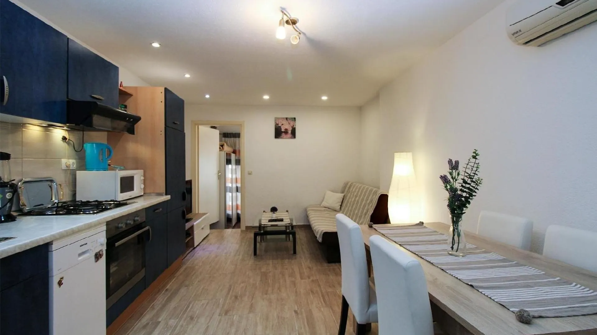 Ferienwohnung Fuer 2 Personen Ca 36 Qm In Pula, Istrien Istrische Riviera Apartment